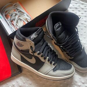 Nike Air Men's Black and Gray Sneakers